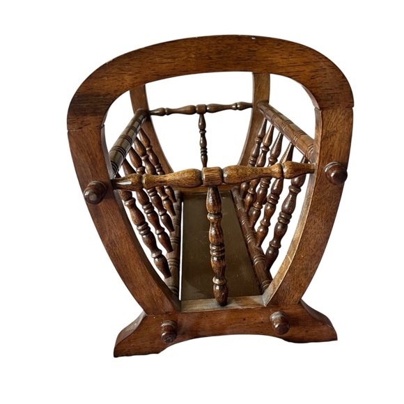 Vintage Wooden Spindle 1970s Retro Magazine Rack - Picture 2 of 5